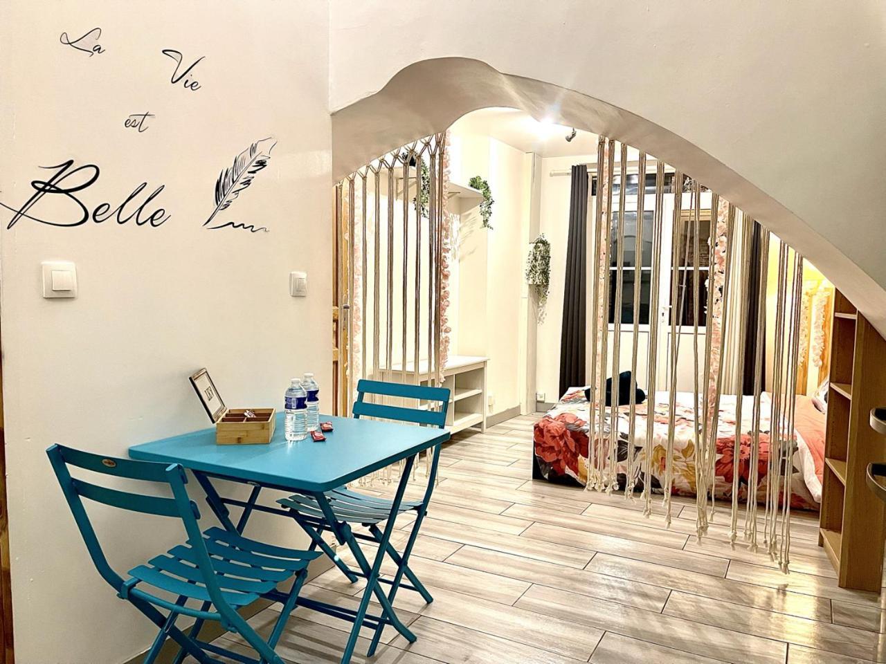 Appartement *Le Lotus*Fiber Wifi*Hyper Center* à Salon-de-Provence Extérieur photo
